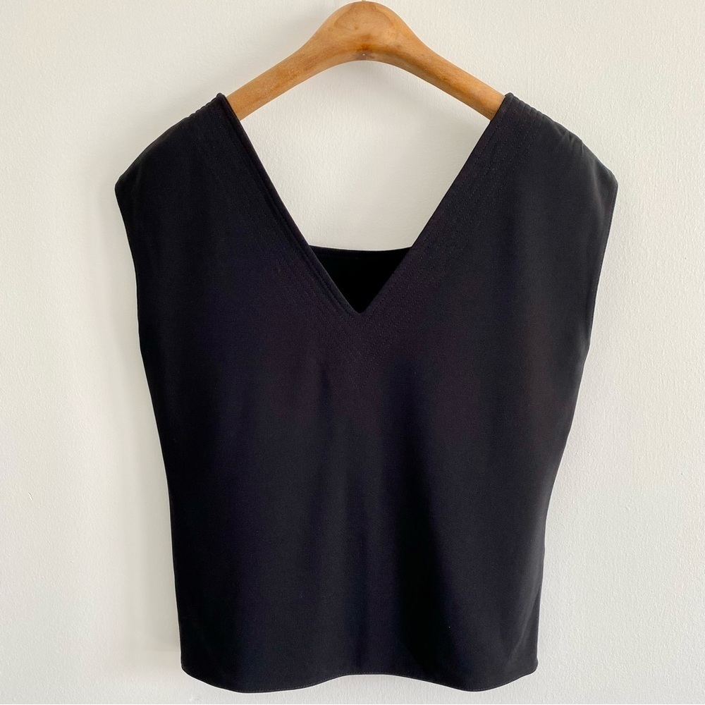 Dana Buchman Cap Sleeve Black Top Size Medium - Picture 5 of 5